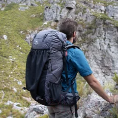Рюкзак туристический Naturehike Rock Series NH19BP095 / 6927595761649 (черный) — фото 9