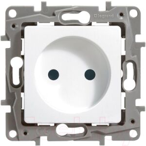 Розетка Legrand Etika 672234