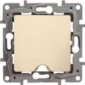 Вывод кабеля Legrand Etika 672390
